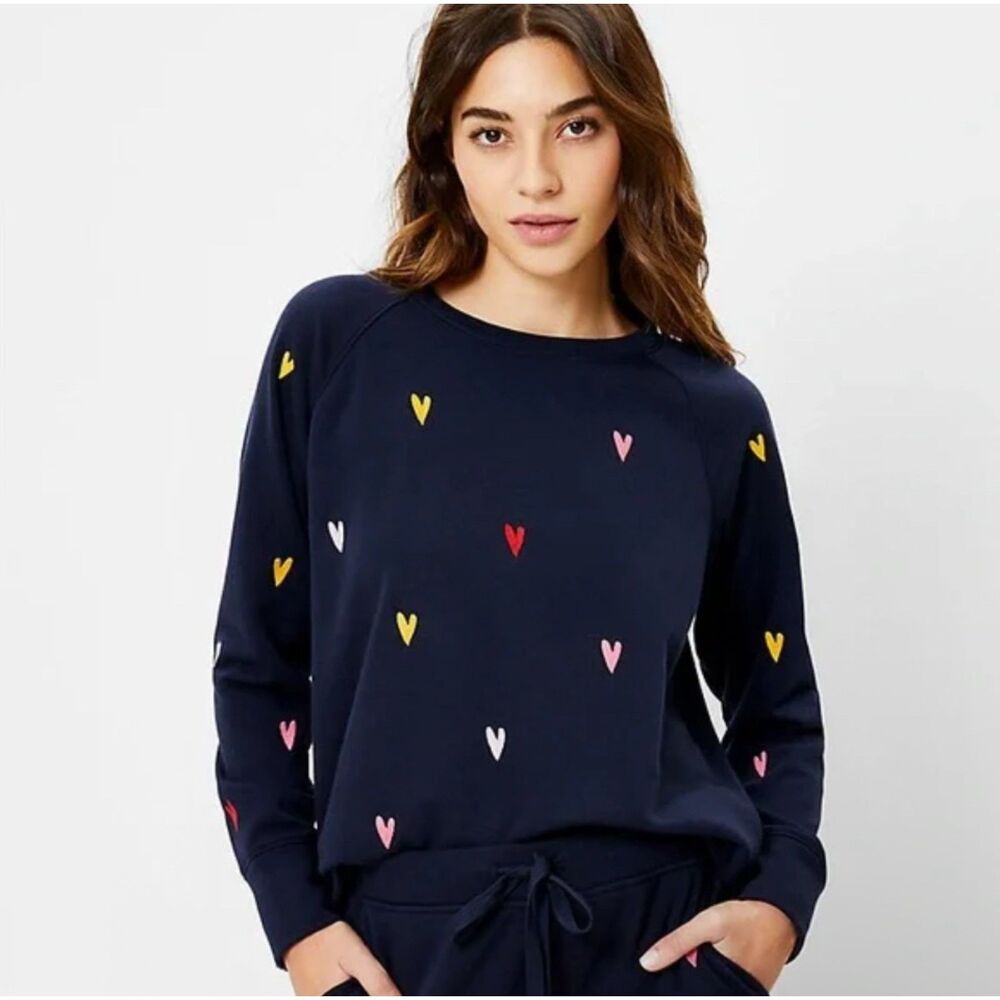 Lou & Grey Heart Print Long Sleeve Sweatshirt Medium